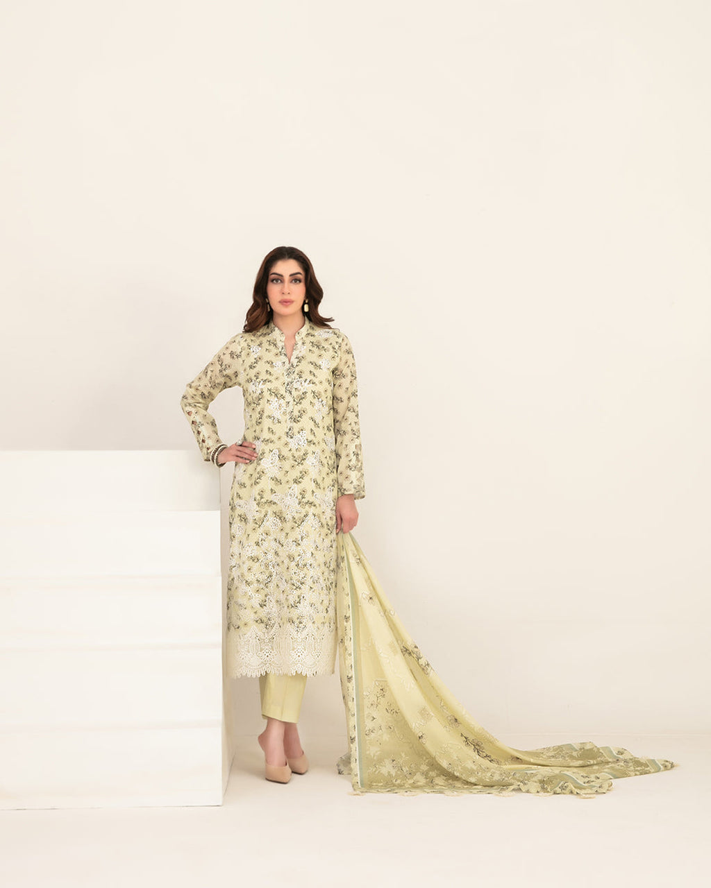 Meem 3pcs Un-Stitched Emb Printed Lawn [D-3861]