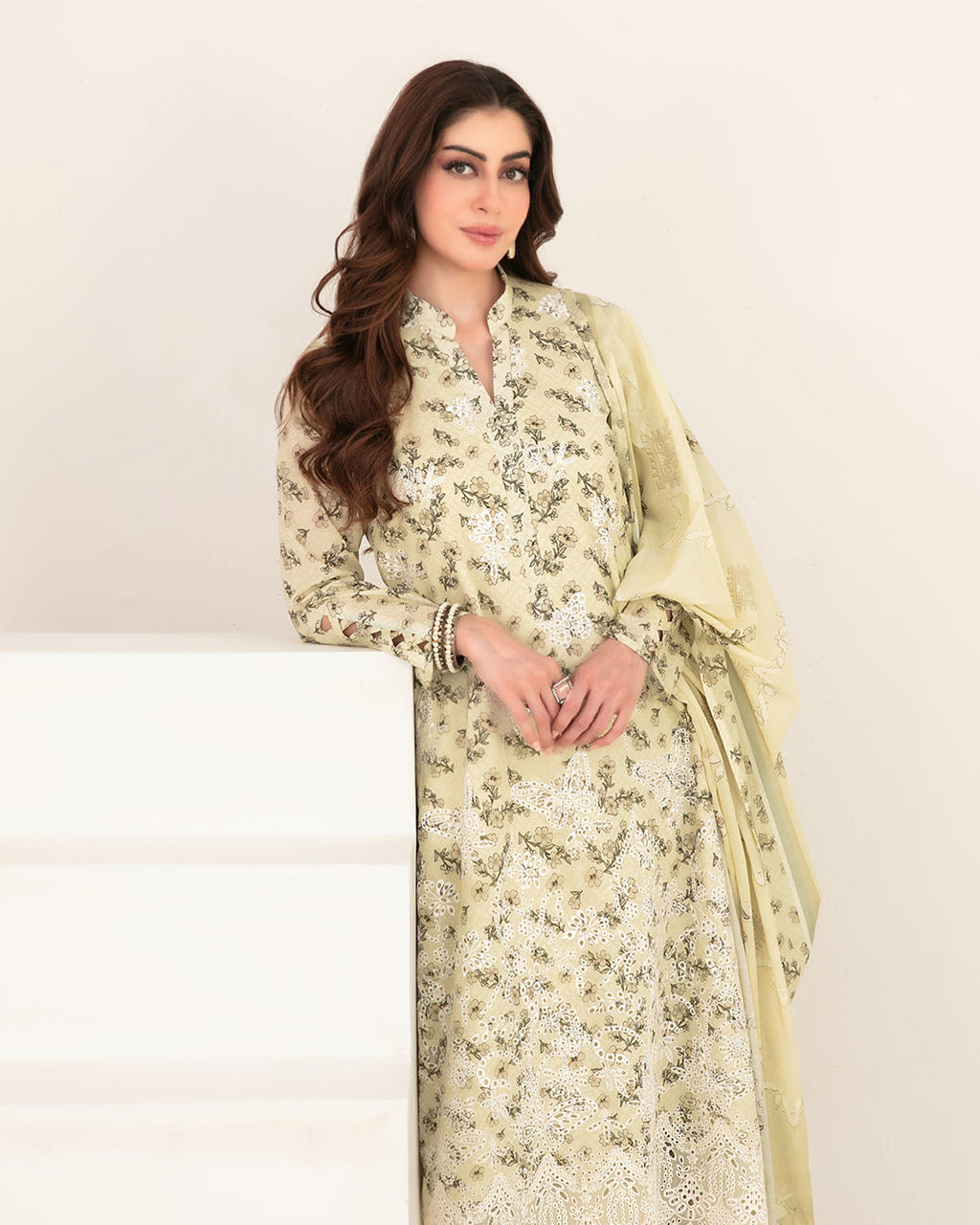 Meem 3pcs Un-Stitched Emb Printed Lawn [D-3861]