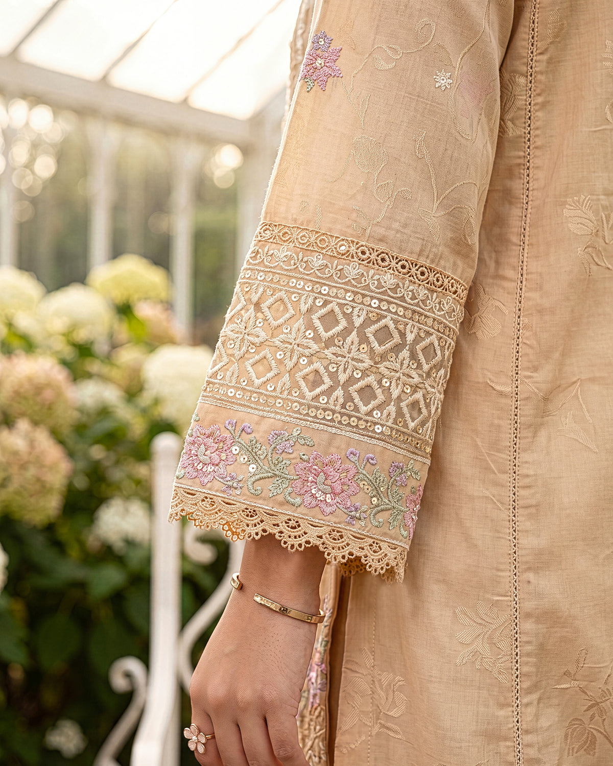 AFSANA LUXE PRET LAWN COLLECTION BY RAVAH STUDIO 202342