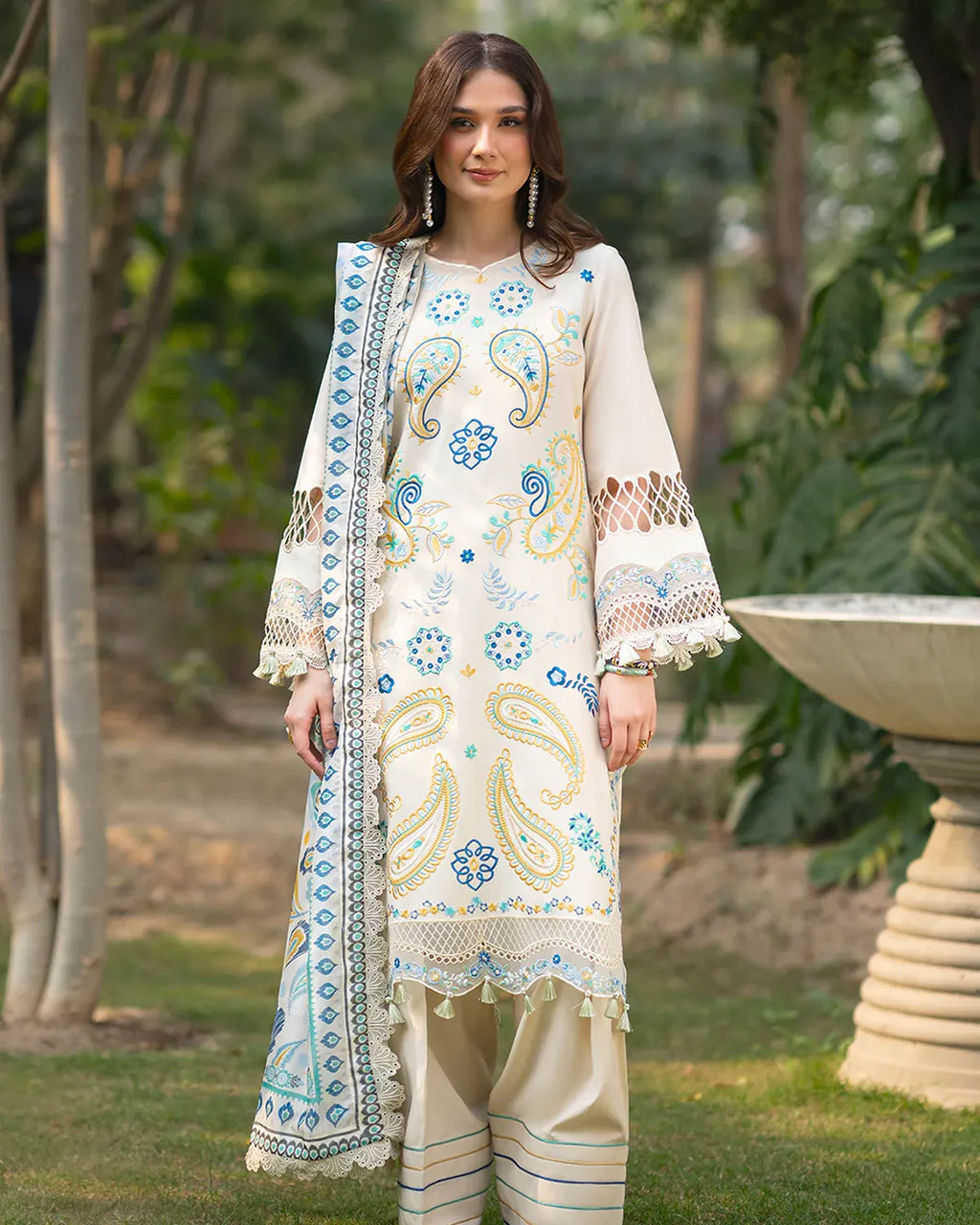 AN-005 | 3 PC Lawn