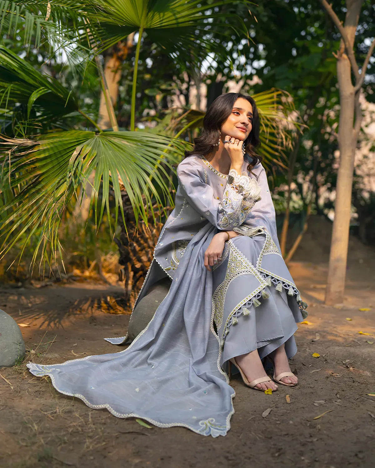 AN-006 | 3 PC Lawn