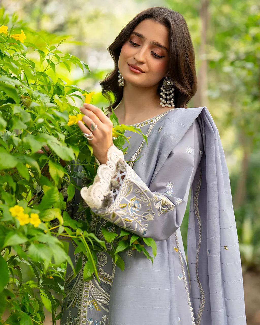 AN-006 | 3 PC Lawn
