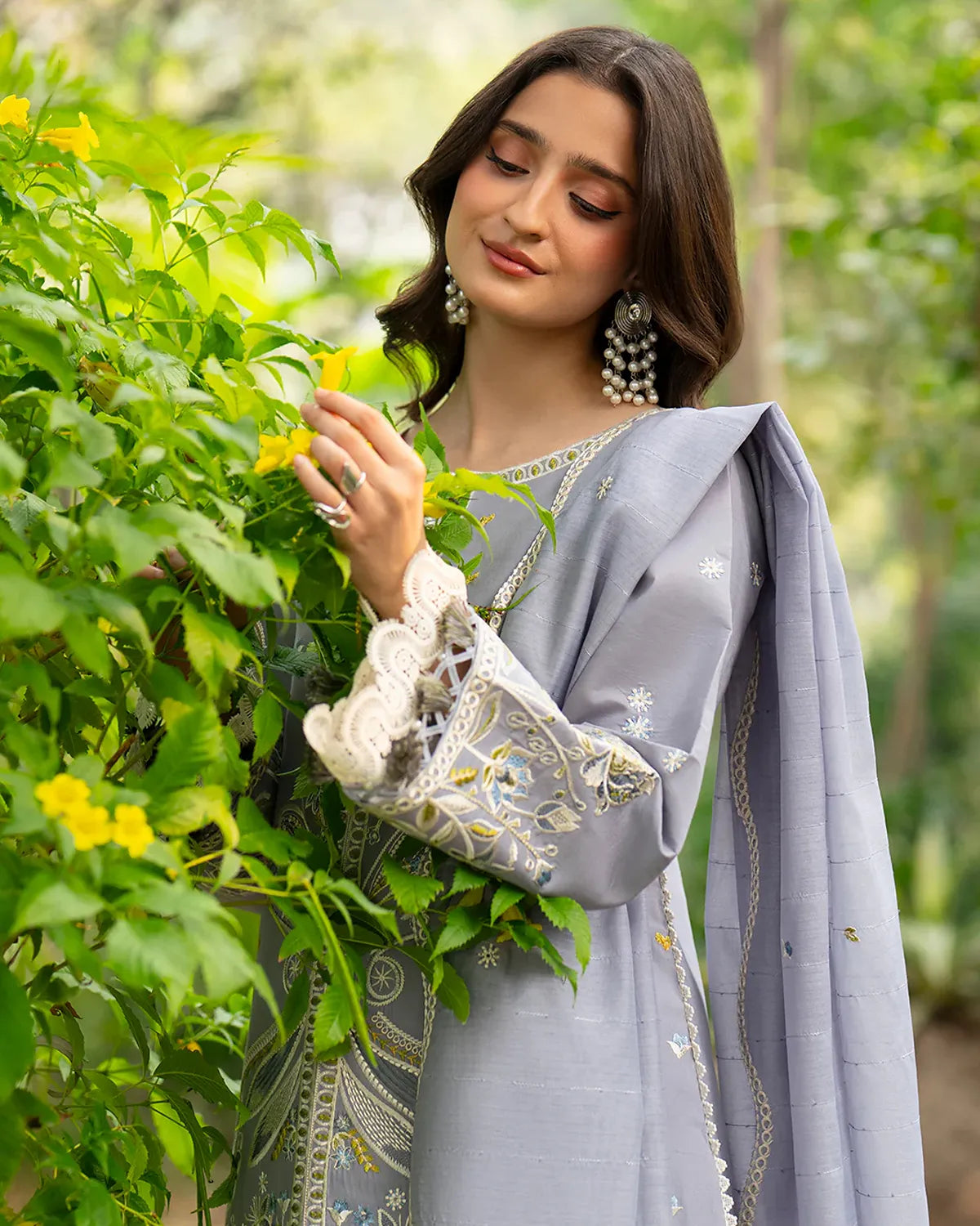 AN-006 | 3 PC Lawn
