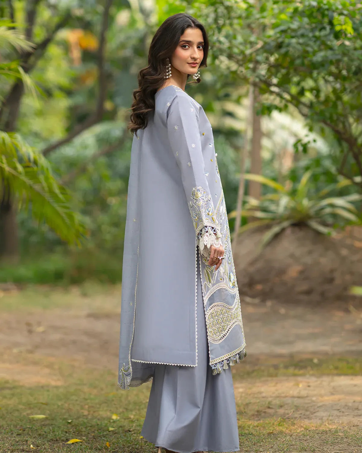 AN-006 | 3 PC Lawn