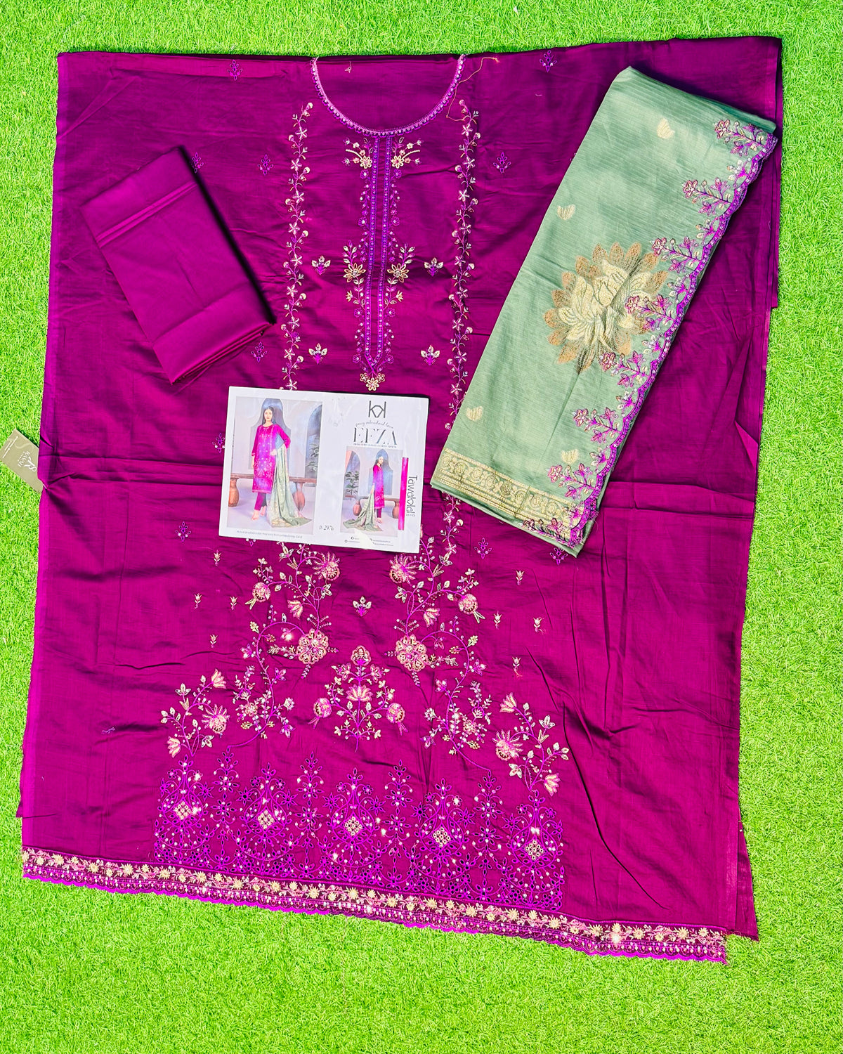Efza 3pcs Un-Stitched Emb Lawn [D-2976]
